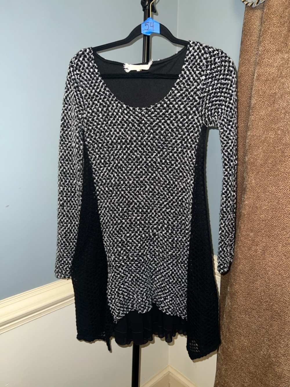 A'Reveโ Black and White Long-Sleeve Scoop-Neck Knit Dress